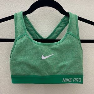 Nike Pro Sports Bra